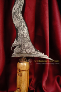 Keris Naga Liman Pamor Lar Gangsir