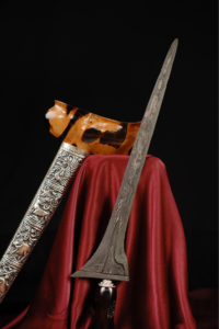 Keris Pusaka Jalak Sangu Tumpeng