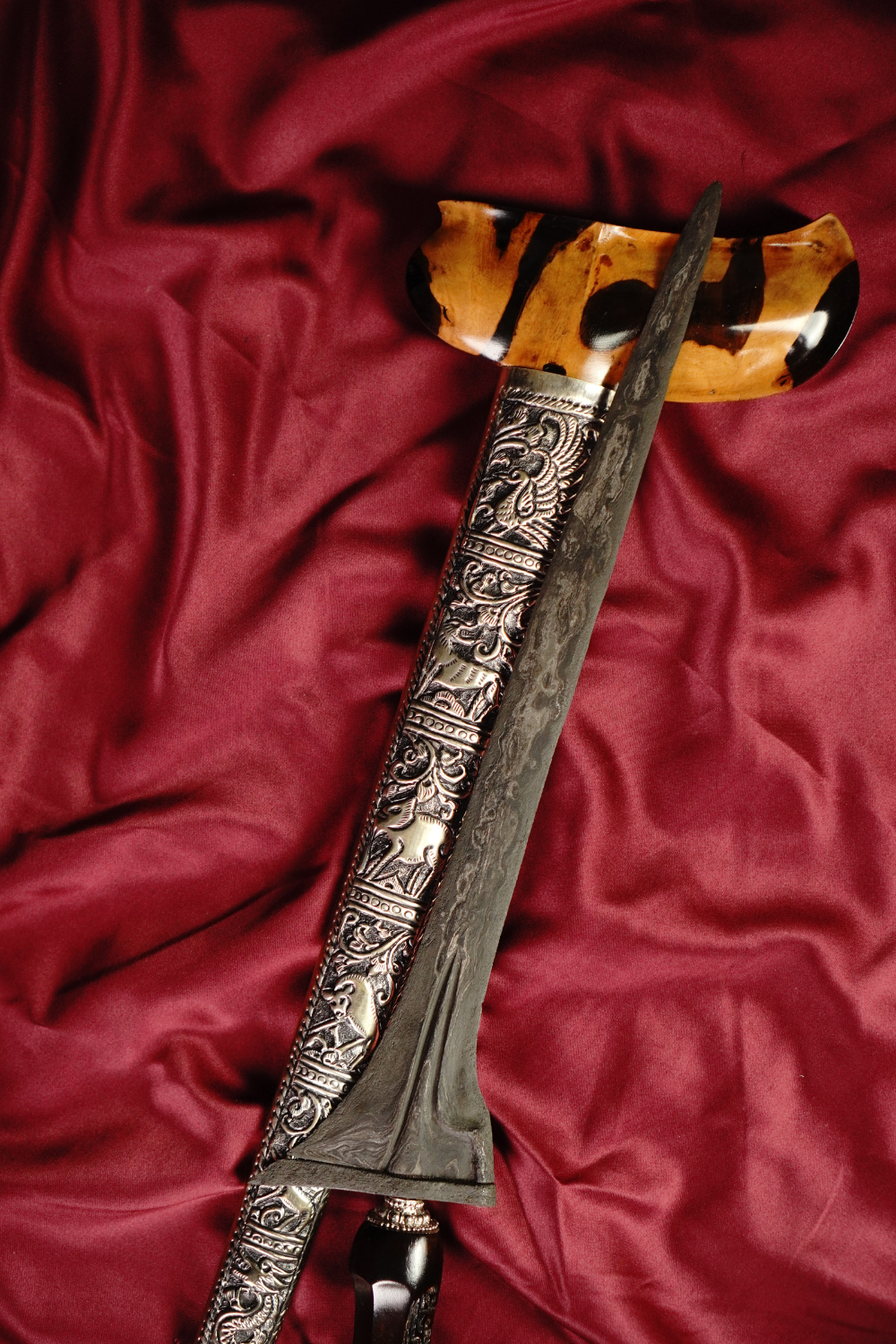 Keris Pusaka Jalak Sangu Tumpeng