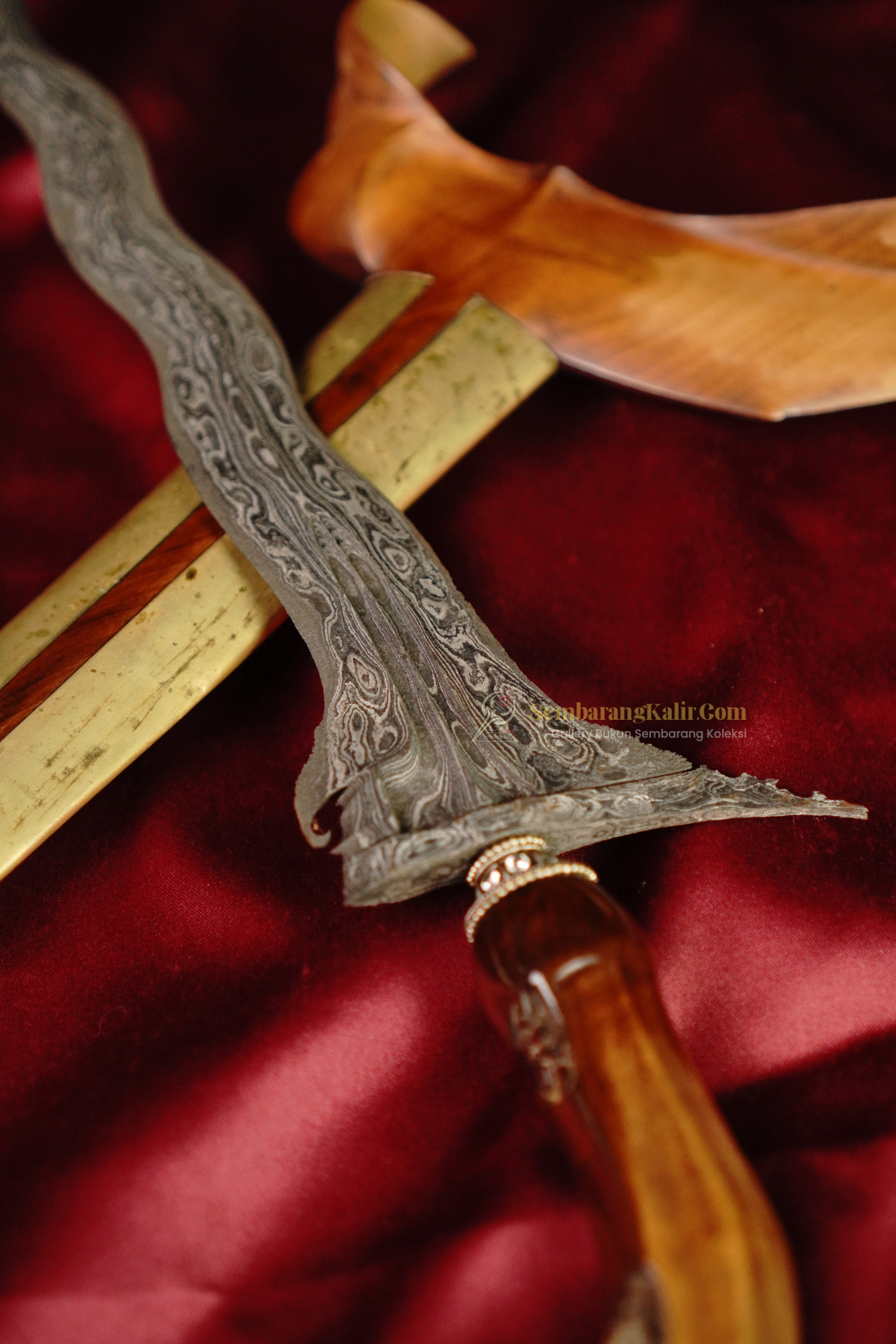 Keris Sengkelat Gonjo Sumber
