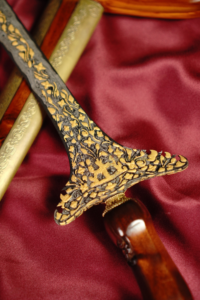 Keris Sepang Tinatah Emas