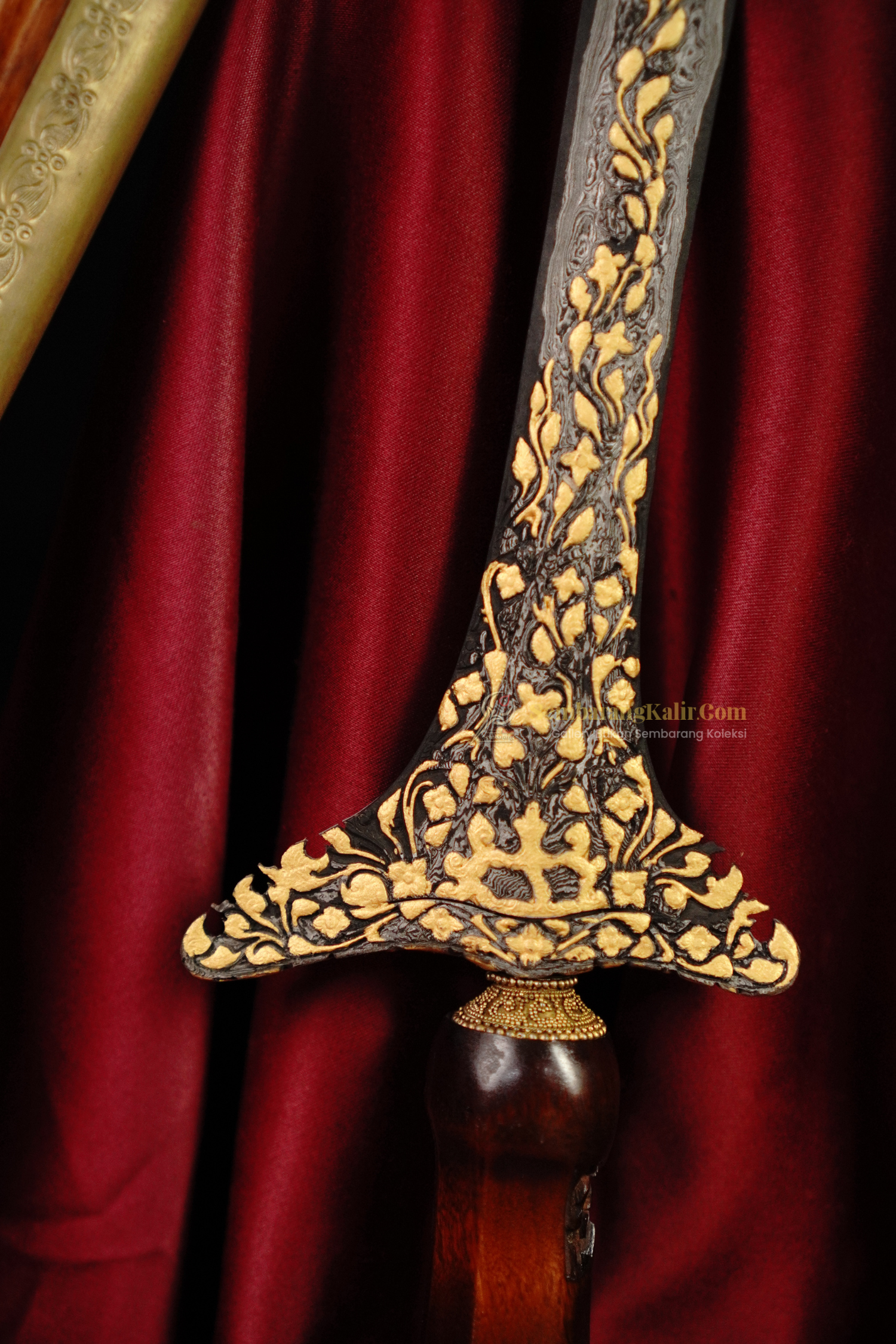 Keris Sepang Tinatah Emas