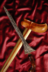 Keris Tilam Gonjo Iras