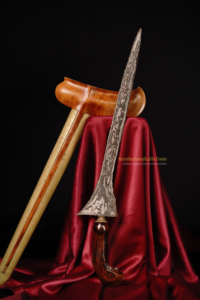 Keris Tilam Gonjo Iras