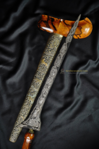 Keris Brojol Pamor Brahma Watu