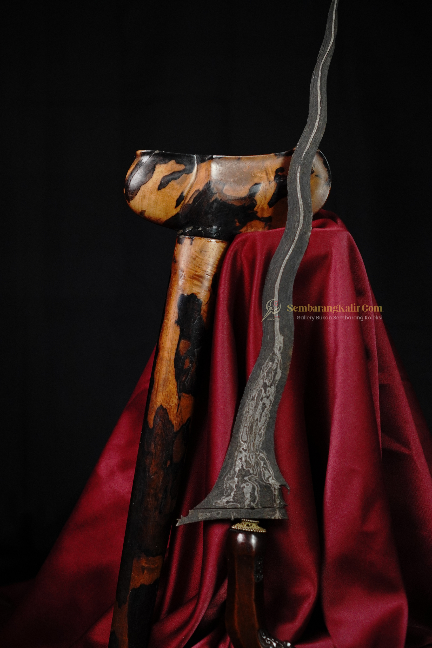 Keris Pamor Pancuran Emas
