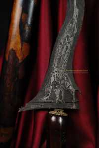 Keris Pamor Pancuran Emas