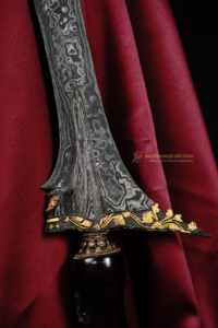 Keris Tinatah Emas