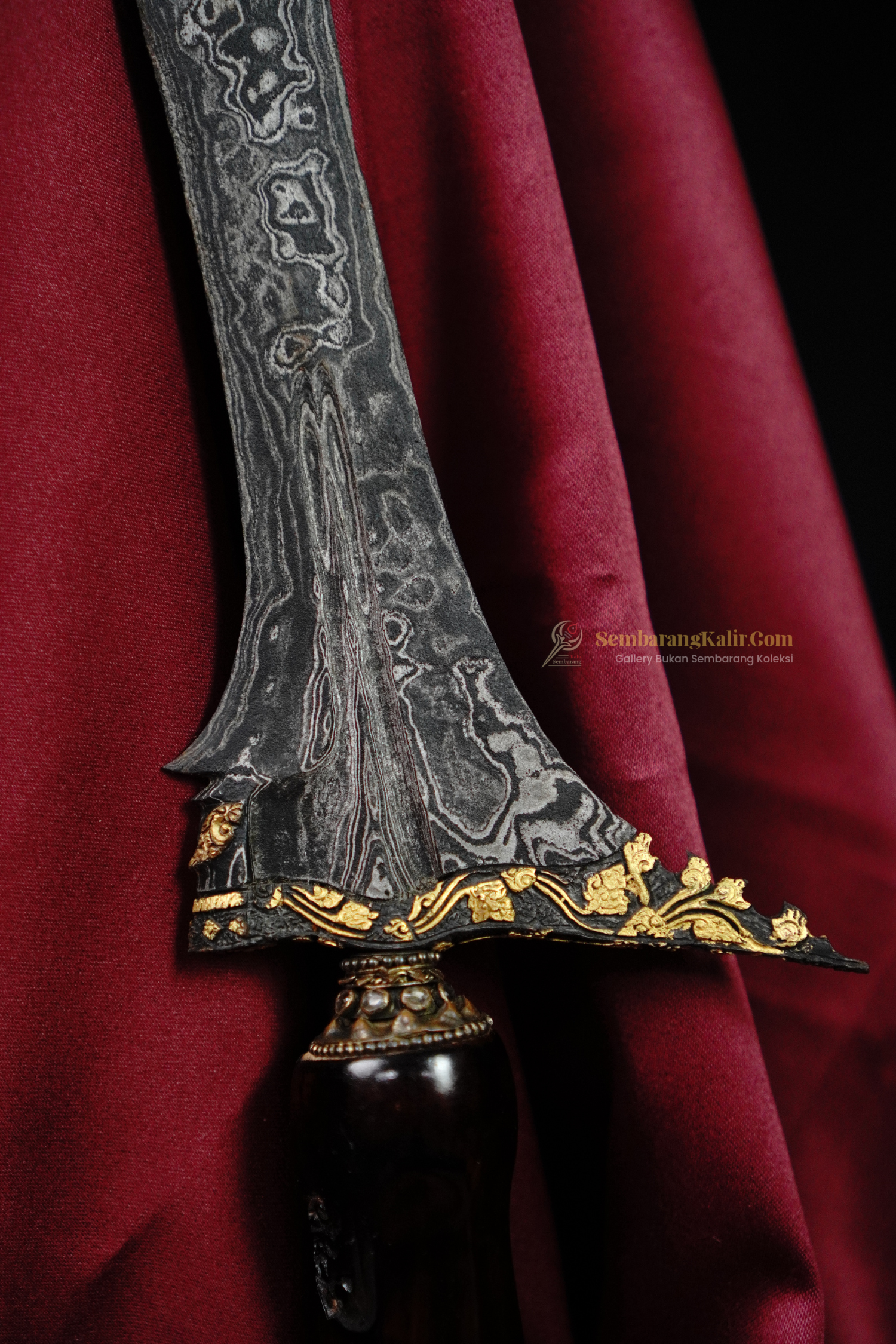Keris Tinatah Emas