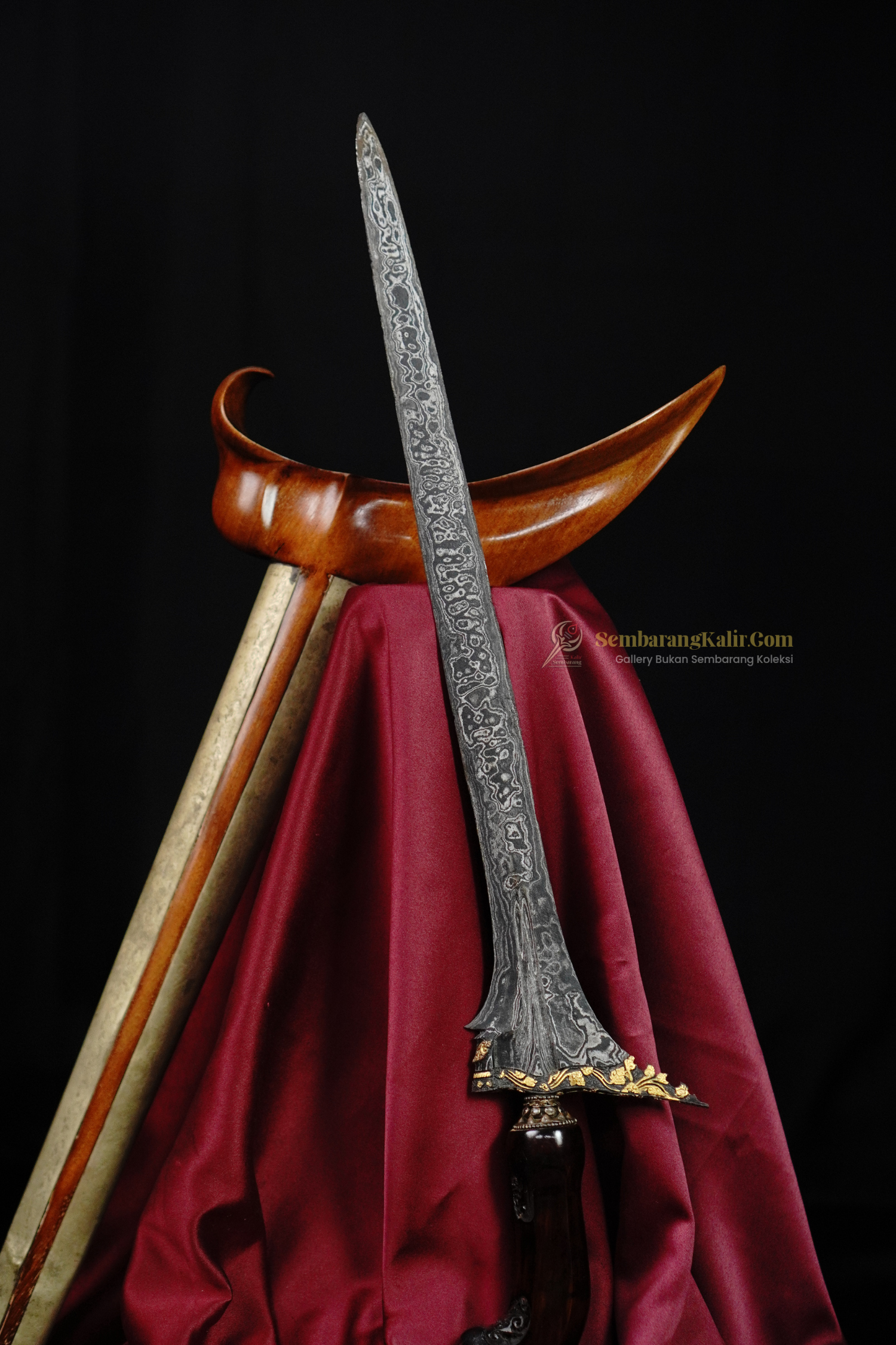 Keris Tinatah Emas