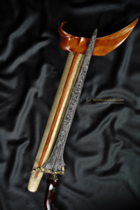 Keris Tinatah Emas