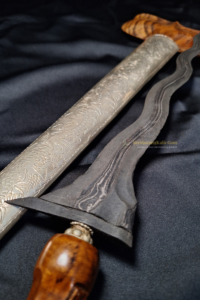 Keris Buto Ijo Pamor Lintang Kemukus