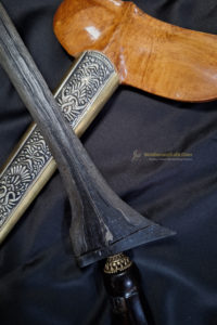 Keris Pamor Tejo Kinurung
