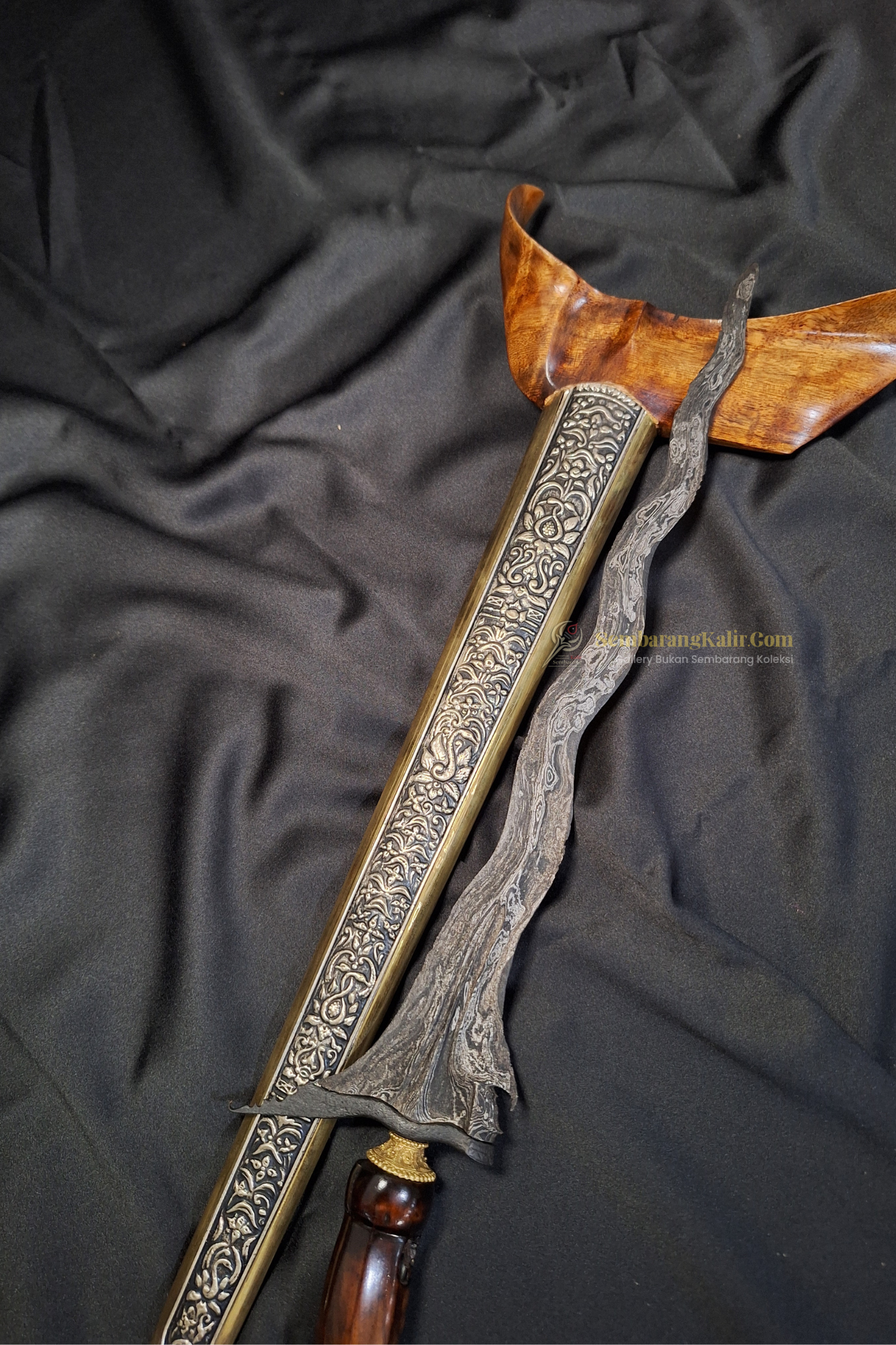 Keris Panimbal Sang Pemanggil
