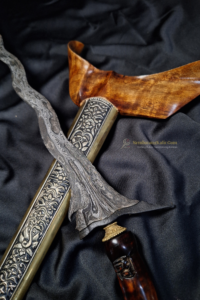 Keris Panimbal Sang Pemanggil